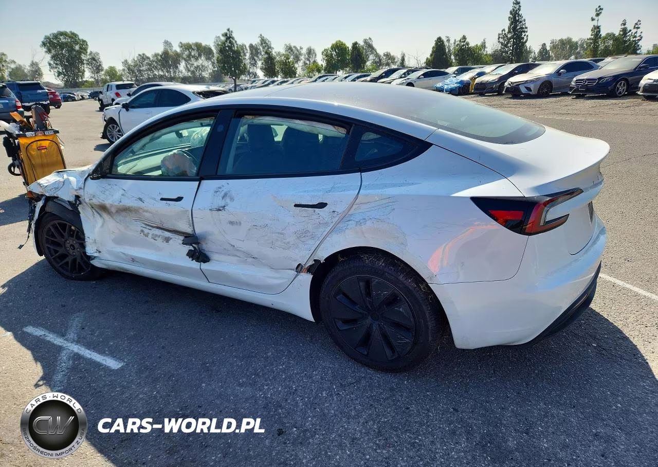2025 Tesla Model 3 VIN:5YJ3E1EA1SF881642 - 2