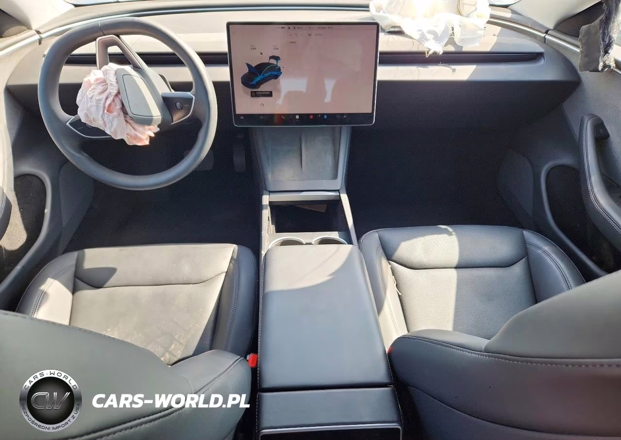 2025 Tesla Model 3 VIN:5YJ3E1EA1SF881642 - 8