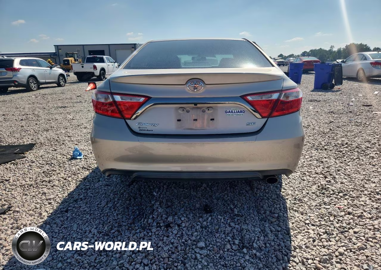 2015 Toyota Camry Se VIN:4T1BF1FK6FU976870 - 6