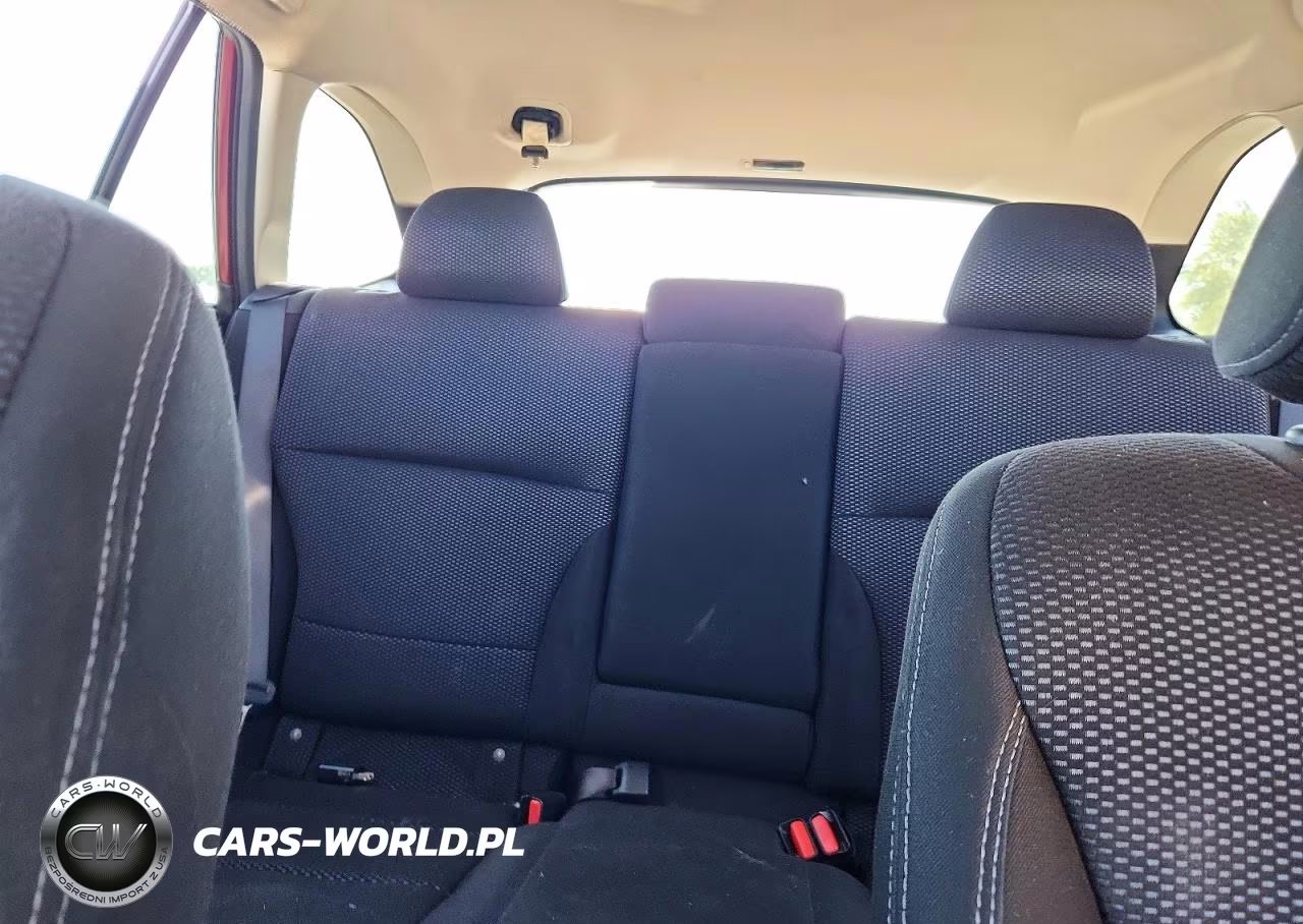 2019 Subaru Outback 2.5I Premium VIN:4S4BSAFC9K3313927 - 10