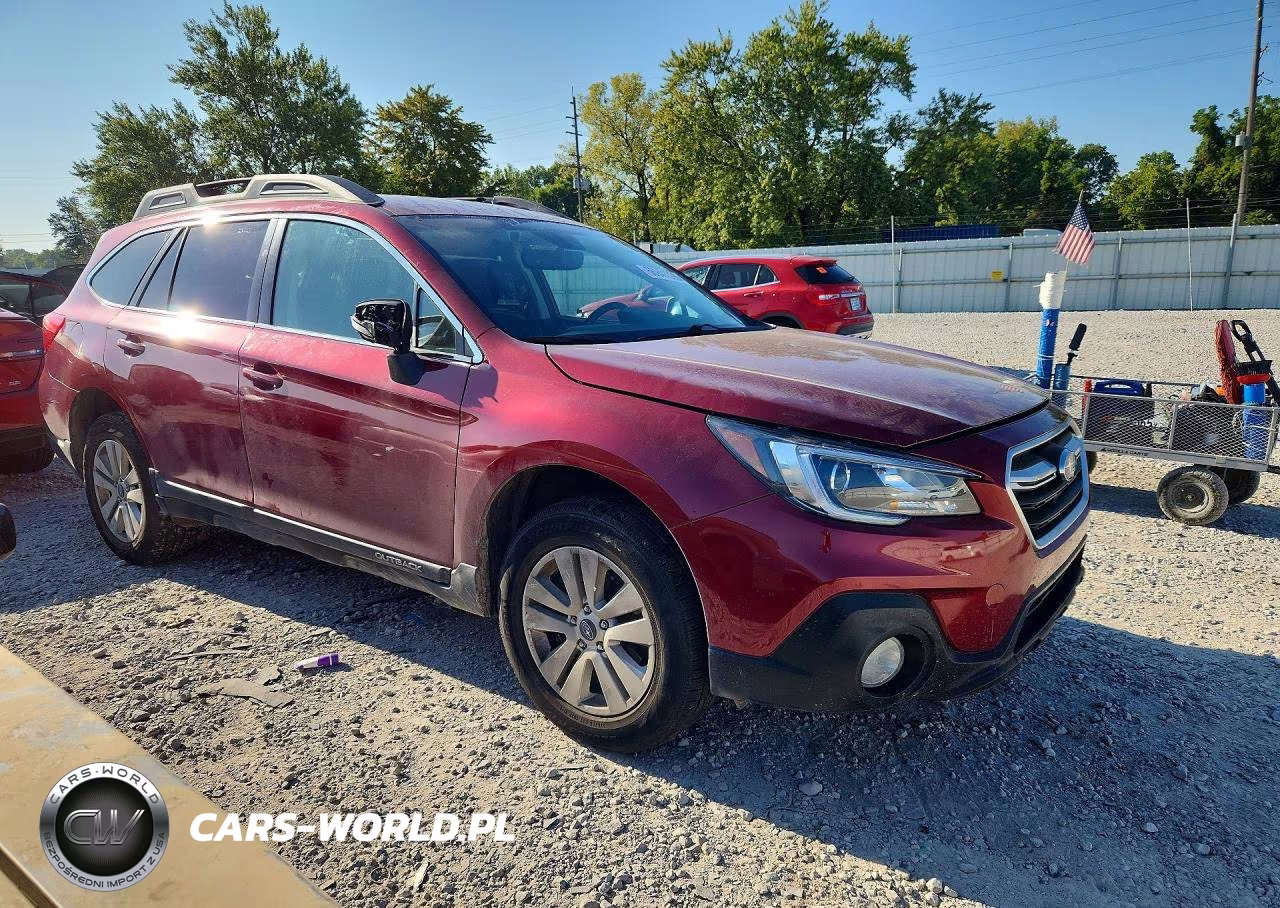 2019 Subaru Outback 2.5I Premium VIN:4S4BSAFC9K3313927 - 4