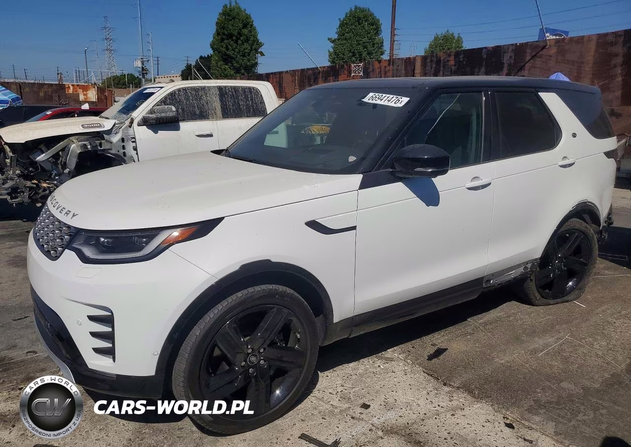 2023 Land Rover Discovery Metropolitan Edition
