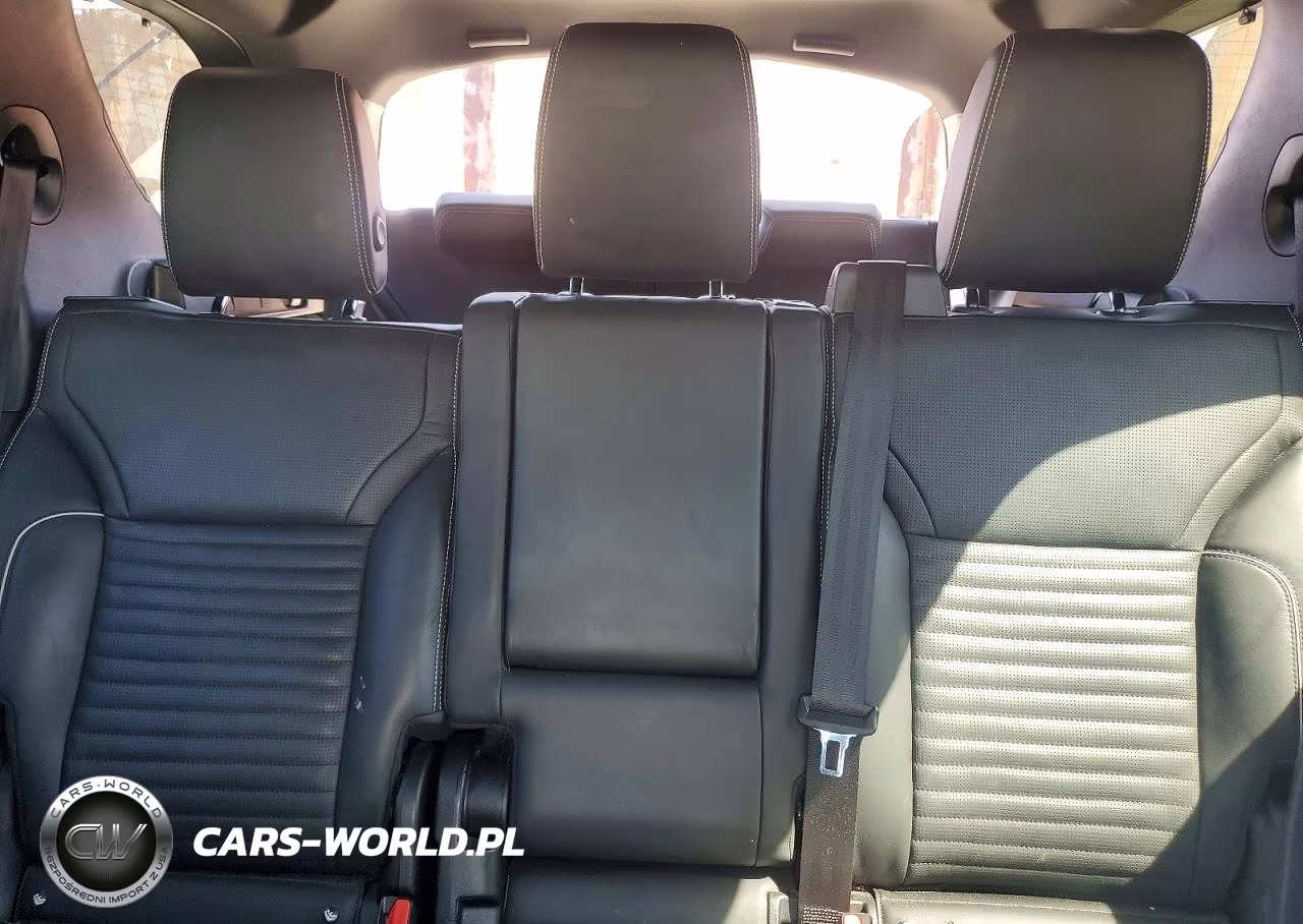 2023 Land Rover Discovery Metropolitan Edition VIN:SALRW4EU8P2474214 - 10