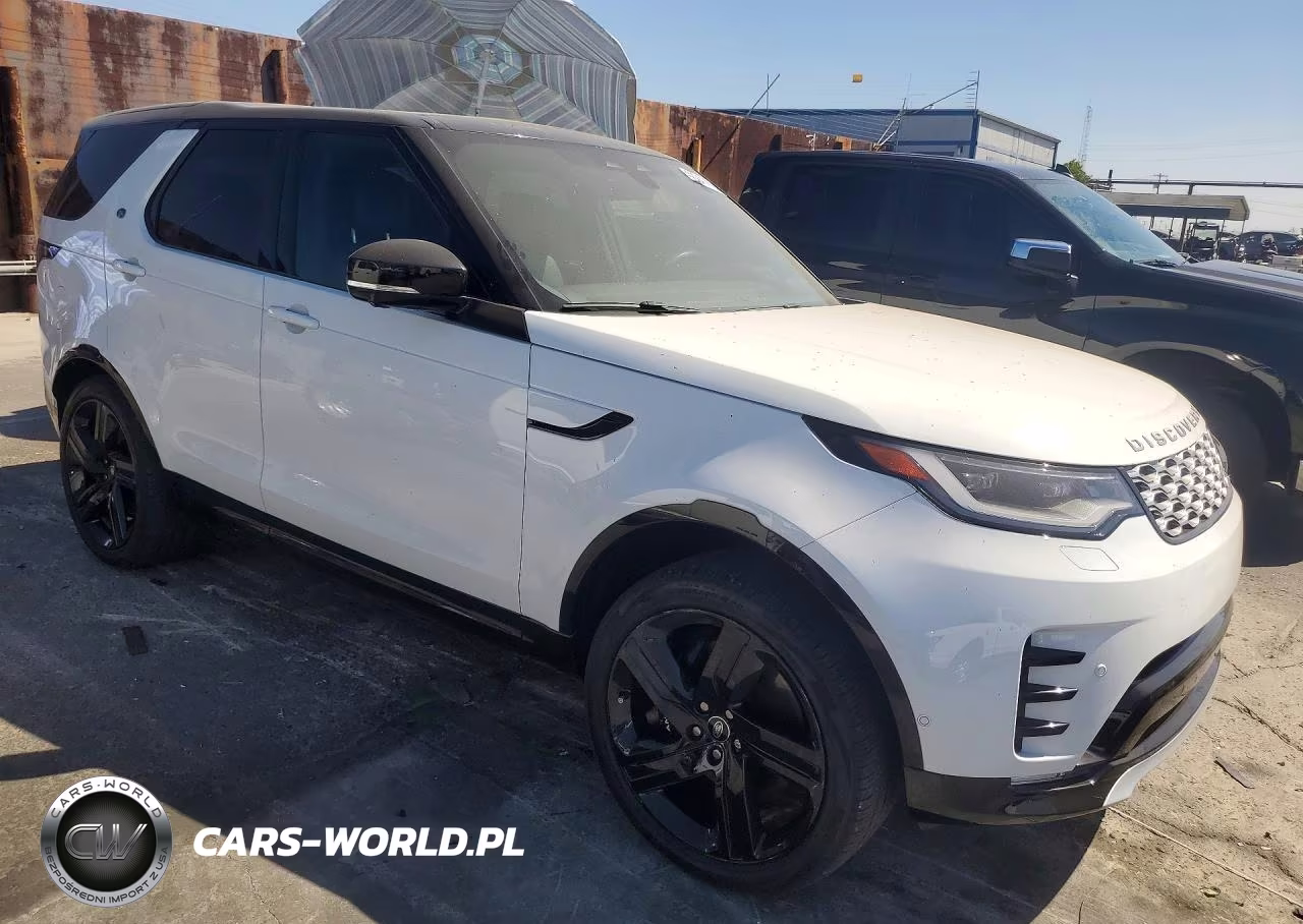 2023 Land Rover Discovery Metropolitan Edition VIN:SALRW4EU8P2474214 - 4