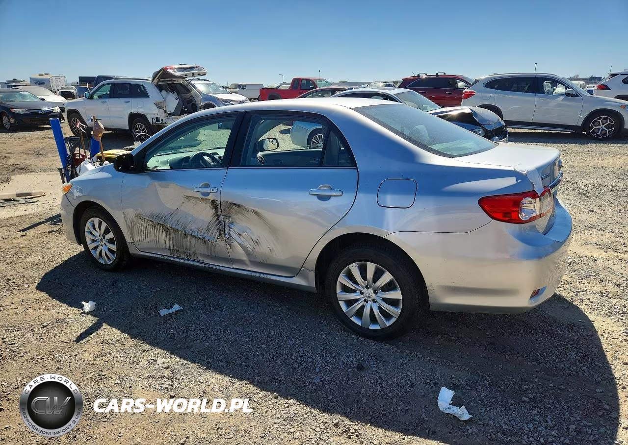 2013 Toyota Corolla Le VIN:5YFBU4EE8DP140690 - 2
