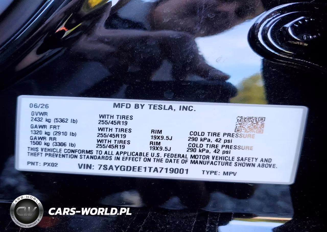 2026 Tesla Model Y VIN:7SAYGDEE1TA719001 - 13