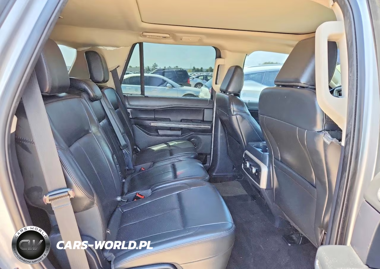 2022 Ford Expedition Xlt VIN:1FMJU1HT4NEA45686 - 11