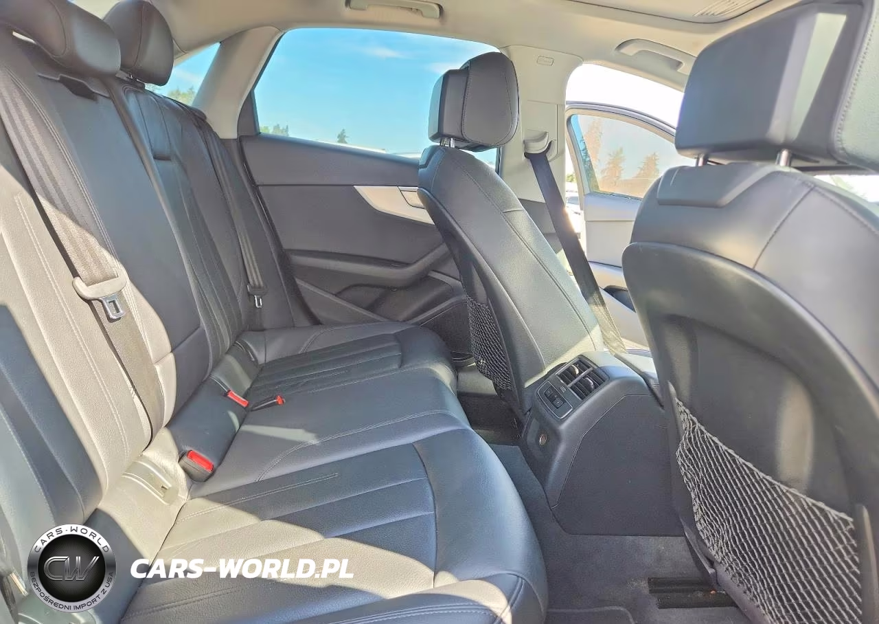 2017 Audi A4 Premium VIN:WAUANAF42HN027766 - 10