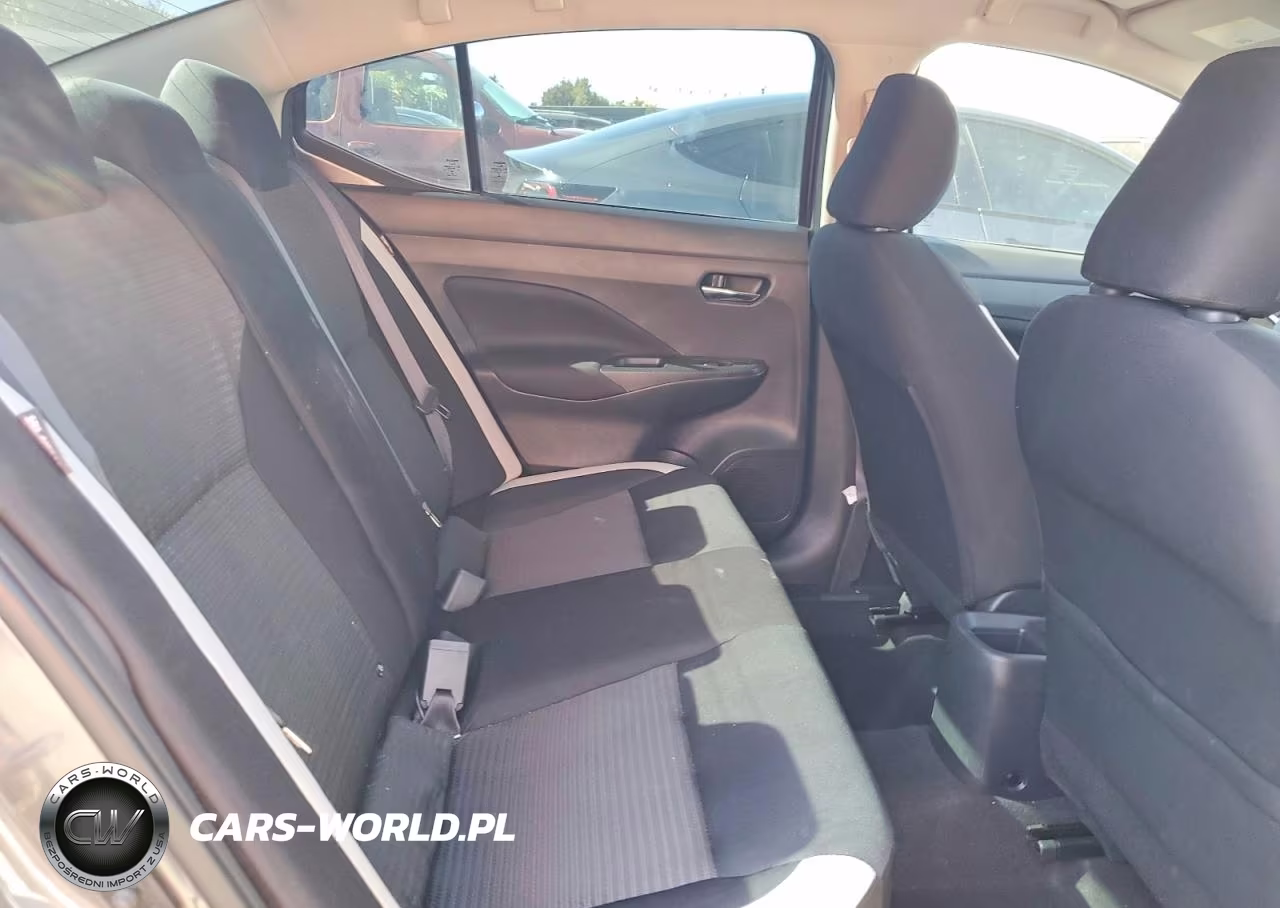 2022 Nissan Versa Sv VIN:3N1CN8EV6NL820274 - 10