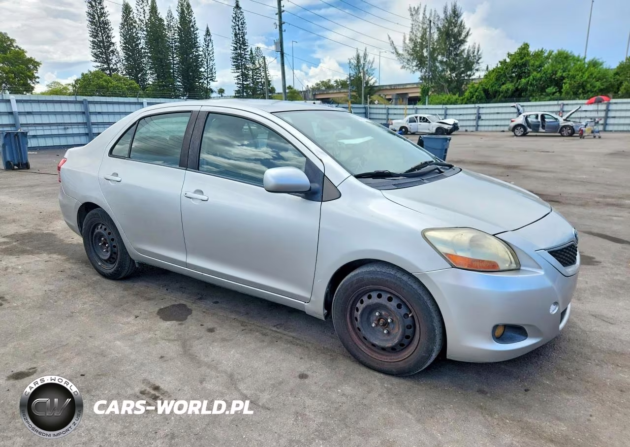 2009 Toyota Yaris Base VIN:JTDBT903794056375 - 4