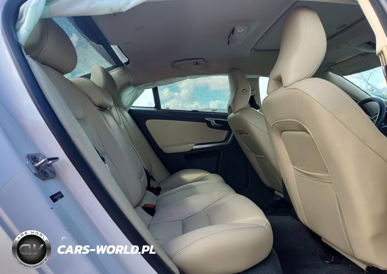 2018 Volvo S60 Premier VIN:LYV402HK4JB172006 - 10