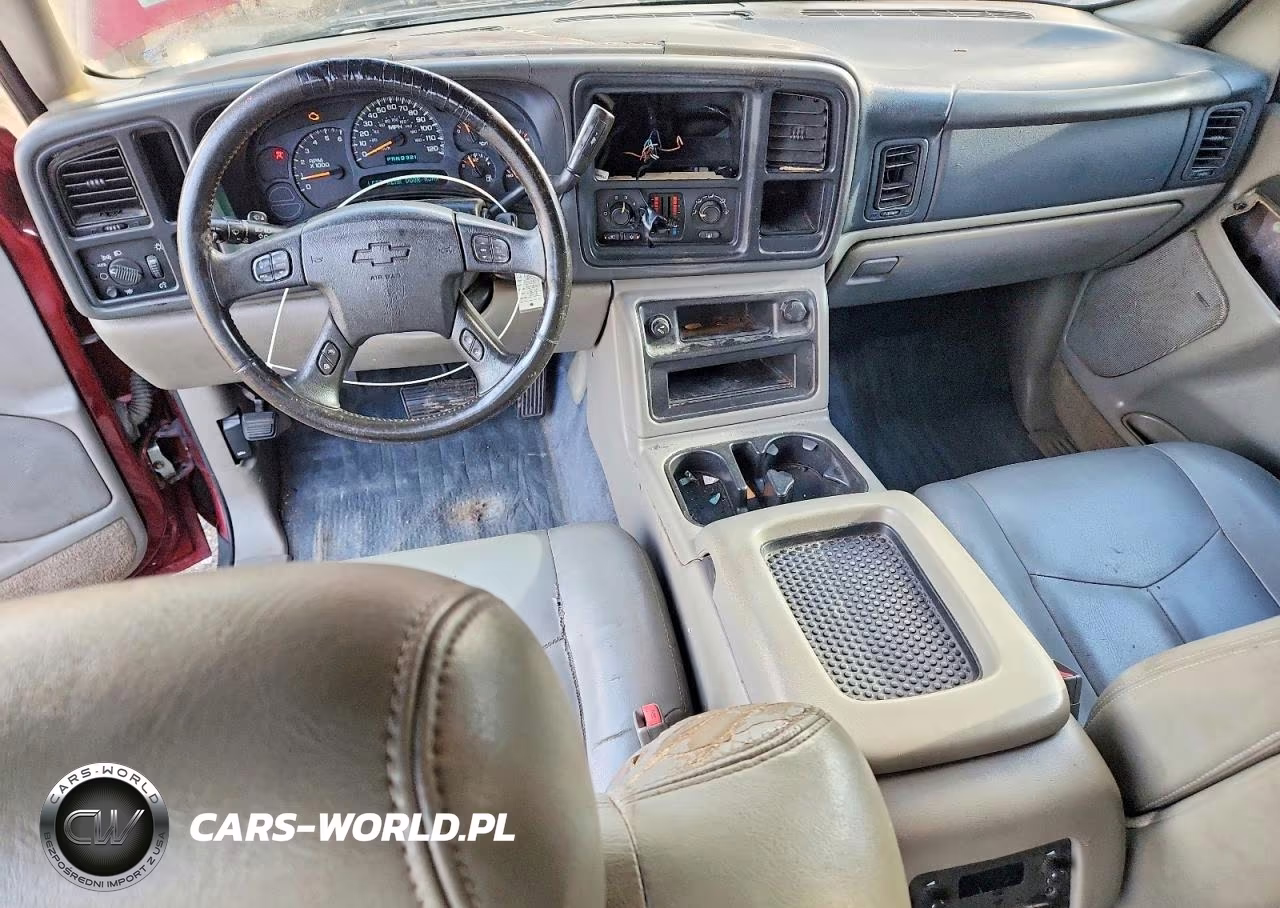 2003 Chevrolet Suburban C1500 VIN:1GNEC16Z33R208793 - 8