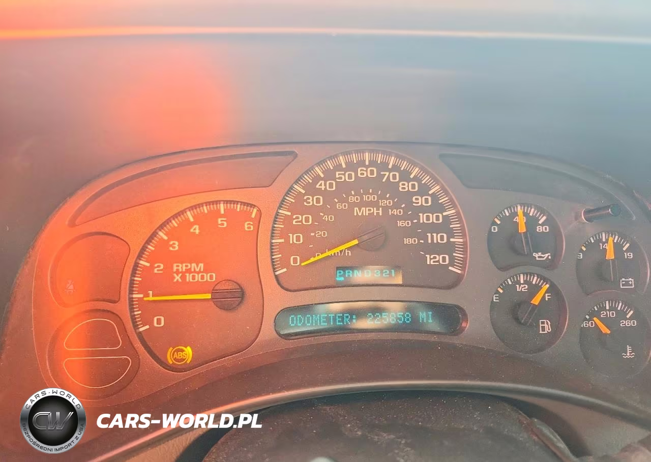 2003 Chevrolet Silverado C1500 VIN:2GCEC19T131410783 - 9