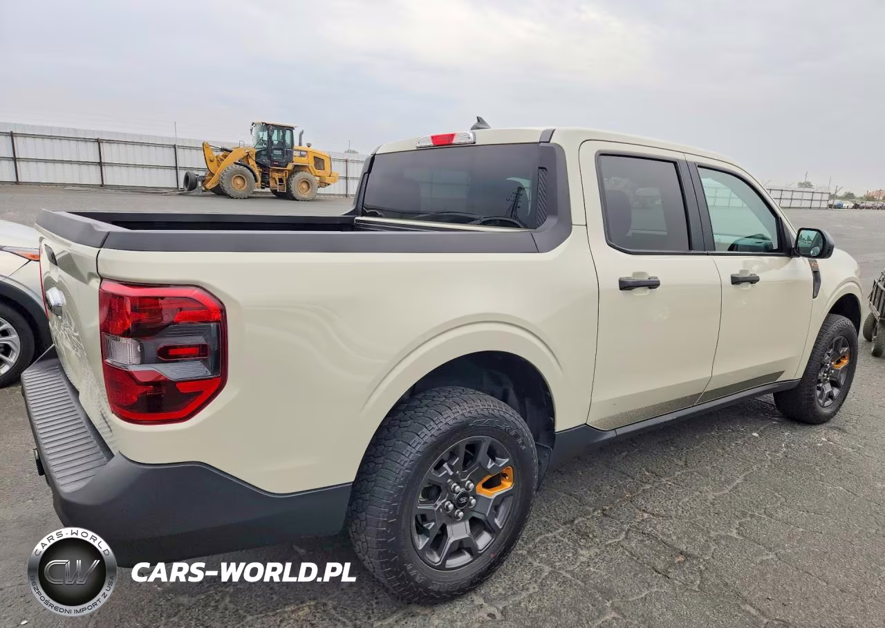 2024 Ford Maverick Xlt Tremor VIN:3FTTW8C97RRA80253 - 3