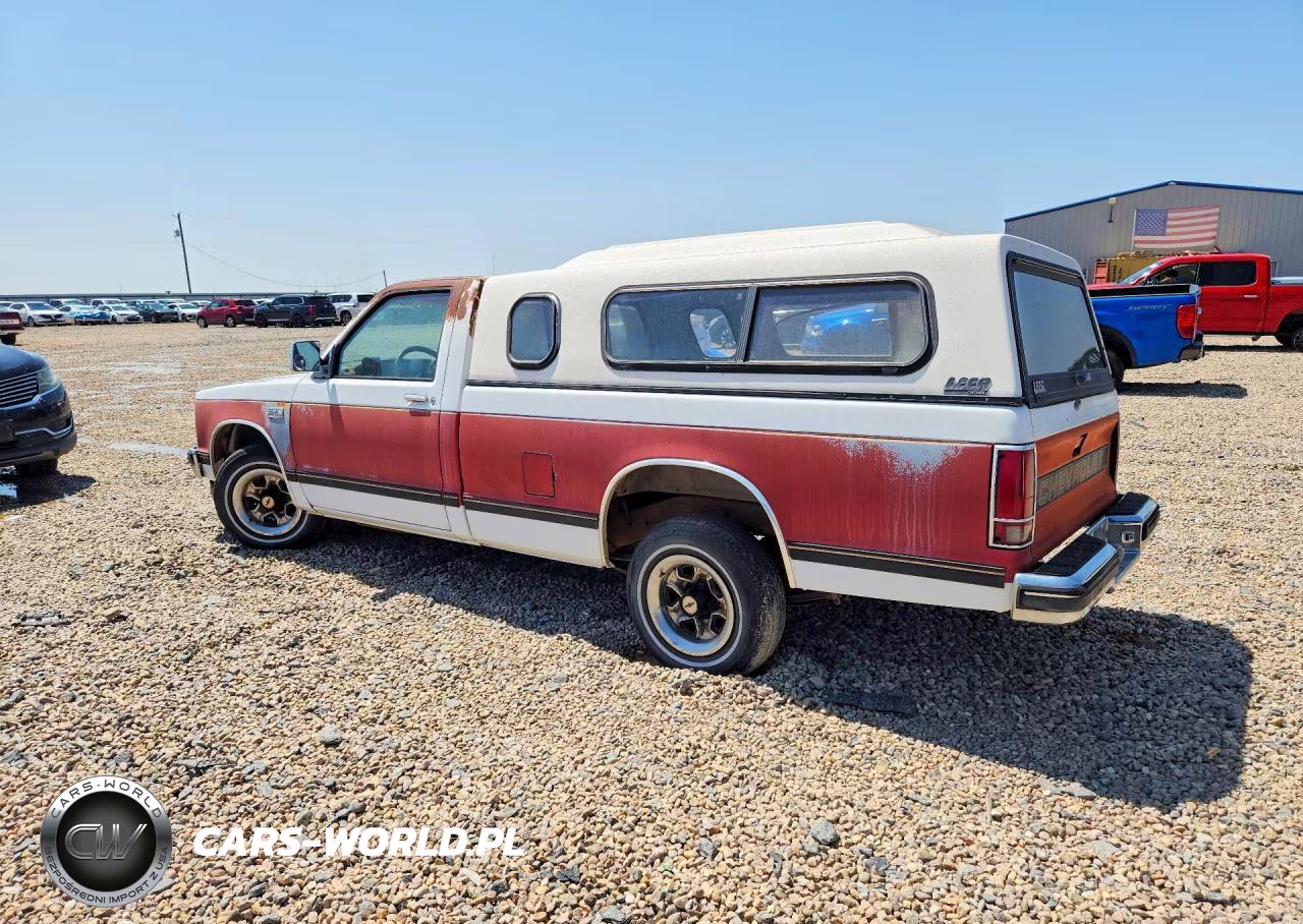 1988 Chevrolet S Truck S10 VIN:1GCCS14ZXJ8235191 - 2