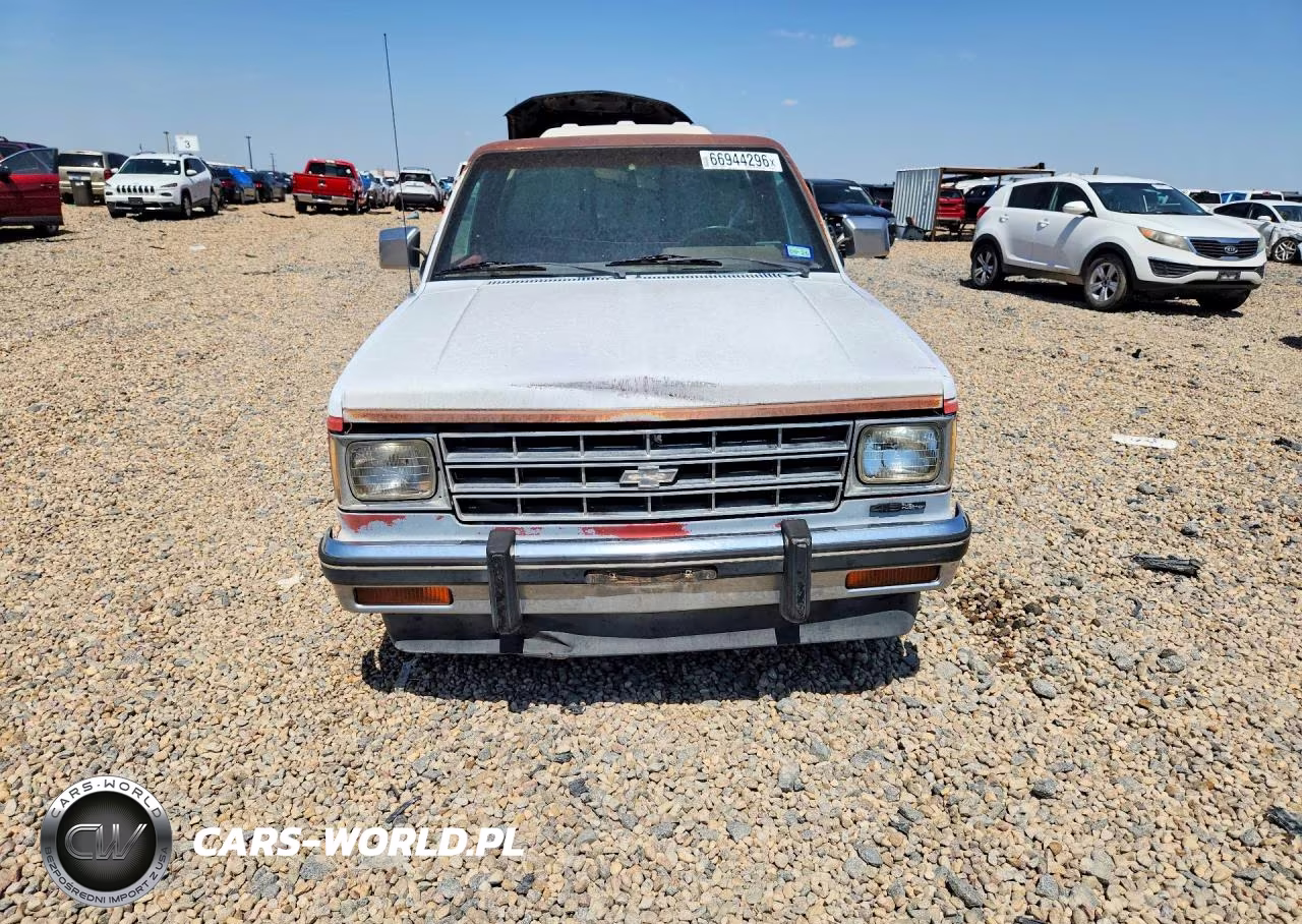 1988 Chevrolet S Truck S10 VIN:1GCCS14ZXJ8235191 - 5