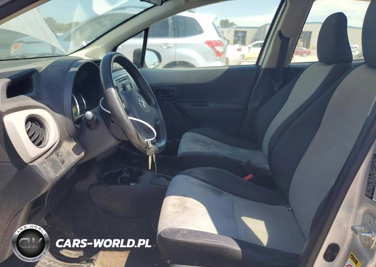2014 Toyota Yaris 5-Door L VIN:JTDKTUD38ED575412 - 7