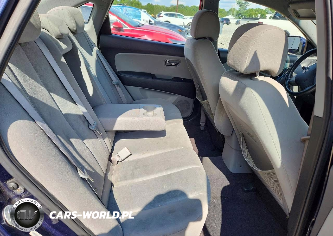 2010 Hyundai Elantra Gls VIN:KMHDU4AD5AU829683 - 10