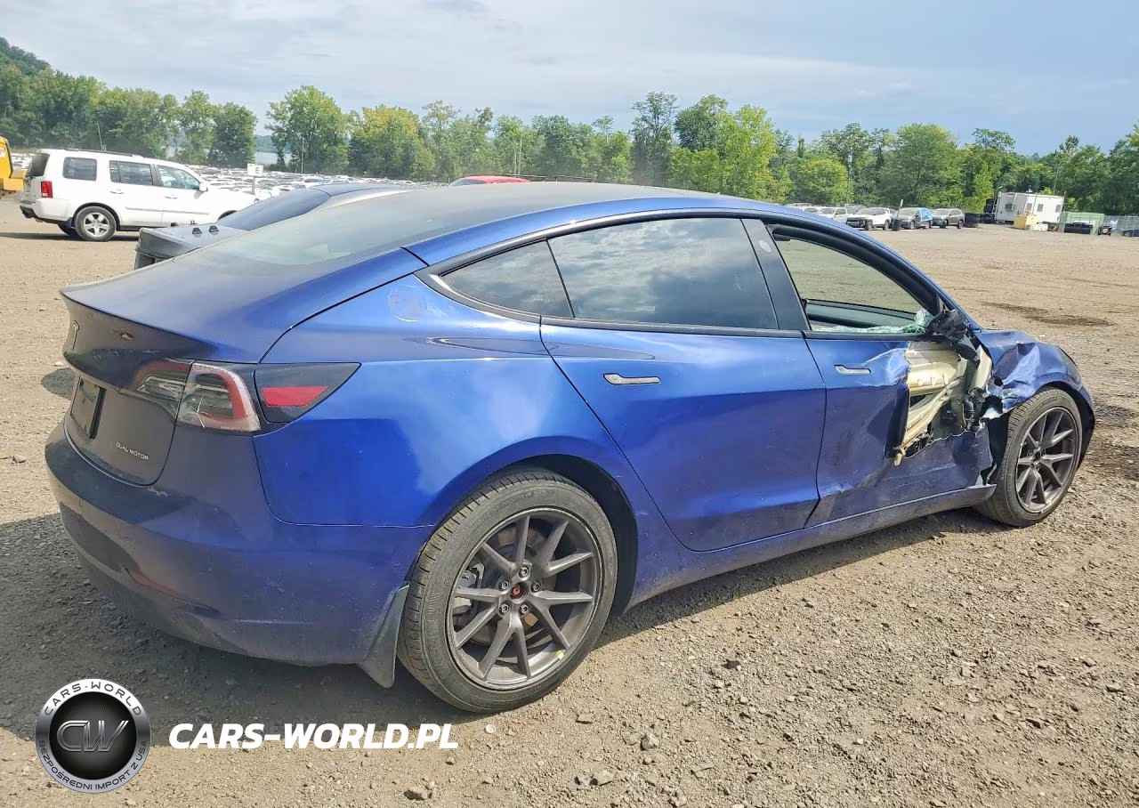 2022 Tesla Model 3 VIN:5YJ3E1EBXNF334995 - 3