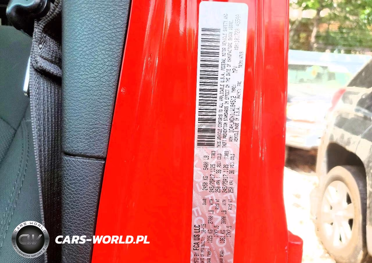 2020 Jeep Wrangler Unlimited Sport VIN:1C4HJXDN1LW184512 - 13