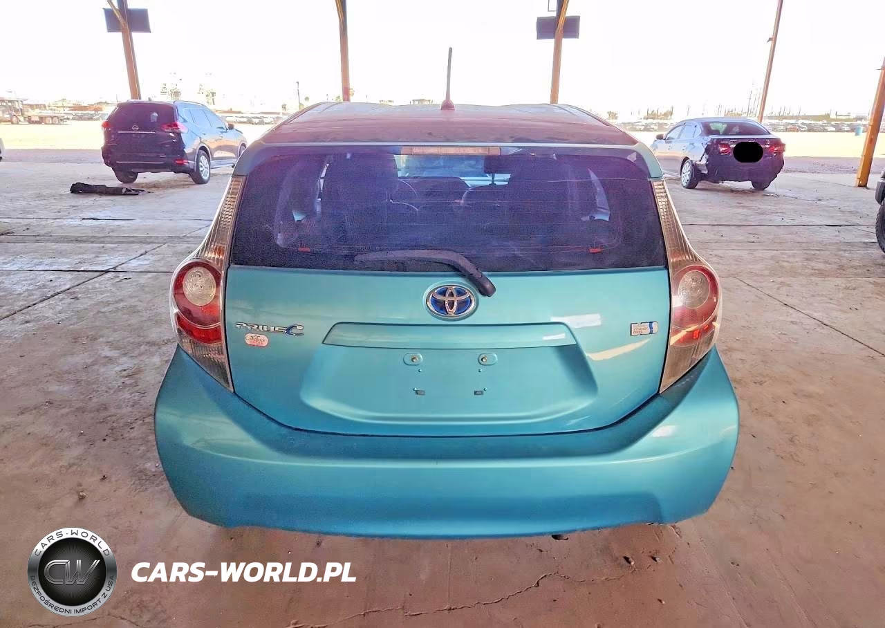 2013 Toyota Prius C VIN:JTDKDTB36D1039410 - 6