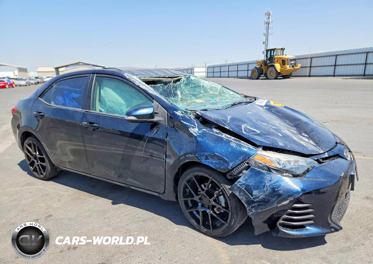2018 Toyota Corolla Xse VIN:2T1BURHE9JC024192 - 4