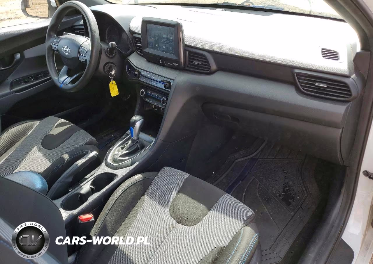 2019 Hyundai Veloster 2.0L VIN:KMHTG6AF1KU017038 - 8