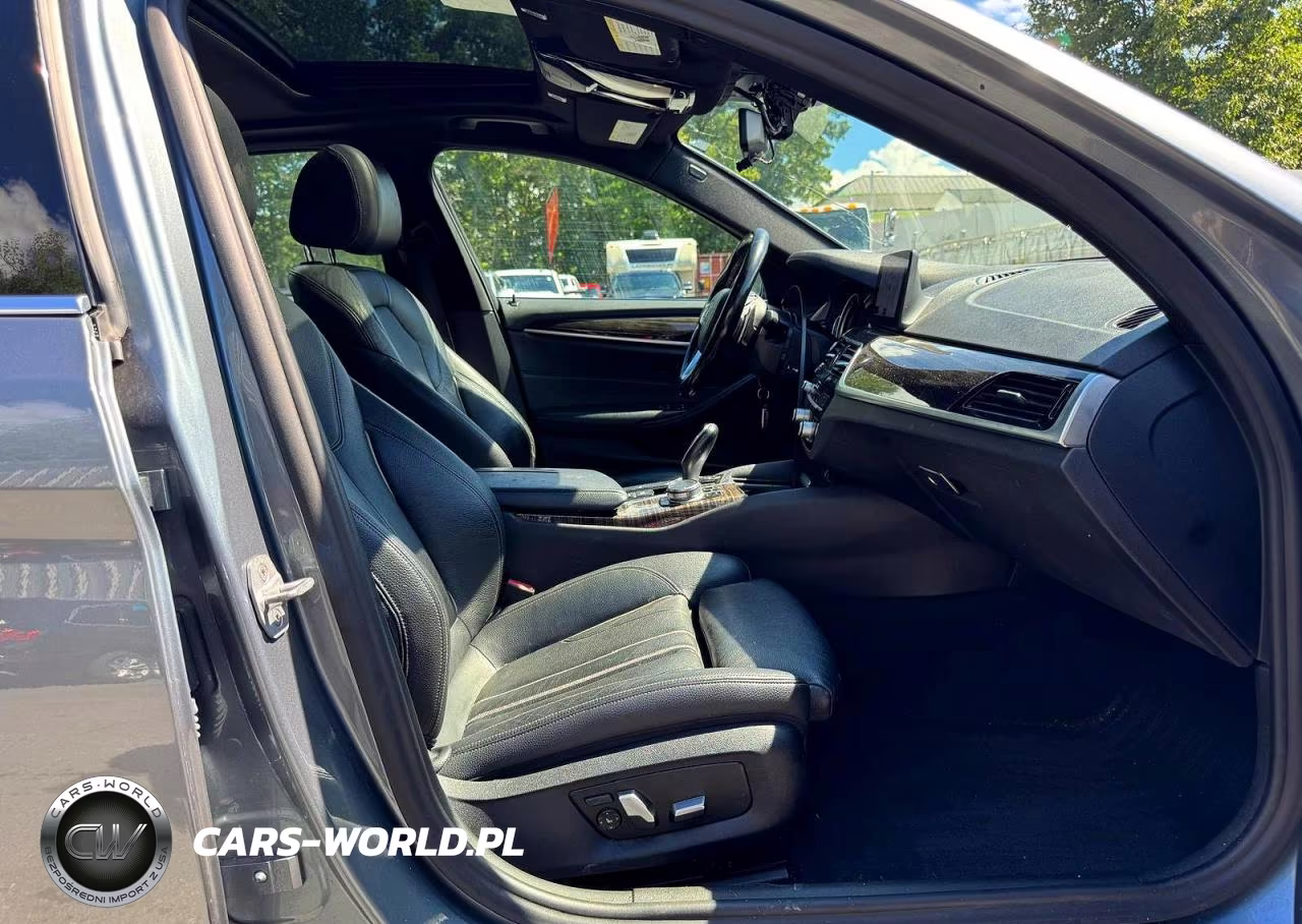 2018 BMW 530 Xi VIN:WBAJA7C59JWA74016 - 8