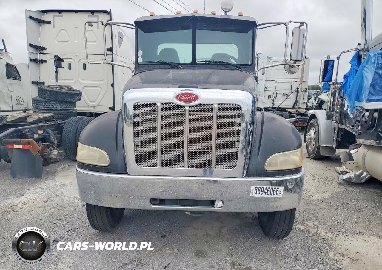 2011 Peterbilt 348 VIN:2NP3HN8XXBM121668 - 13