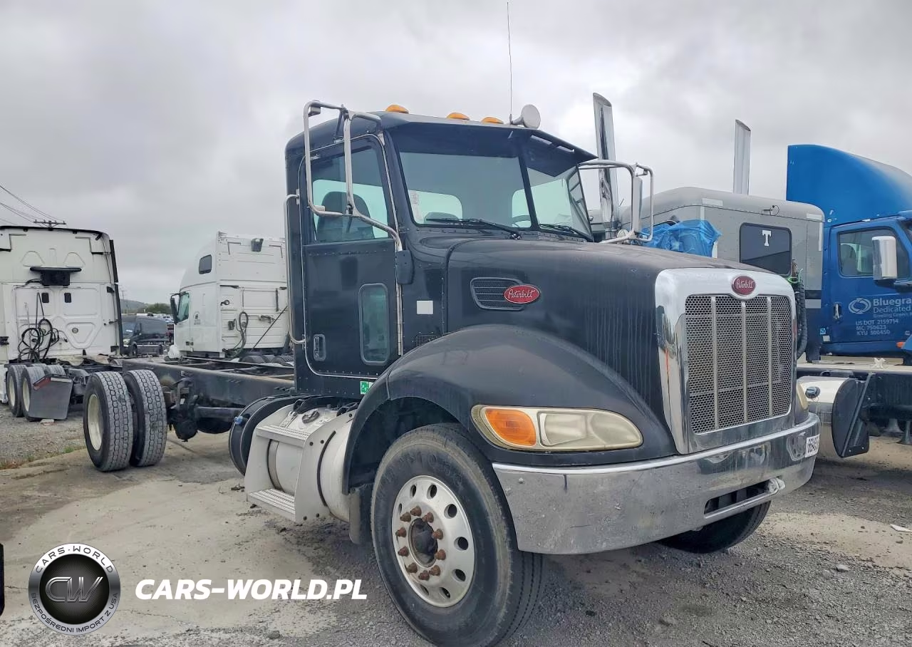2011 Peterbilt 348 VIN:2NP3HN8XXBM121668 - 4
