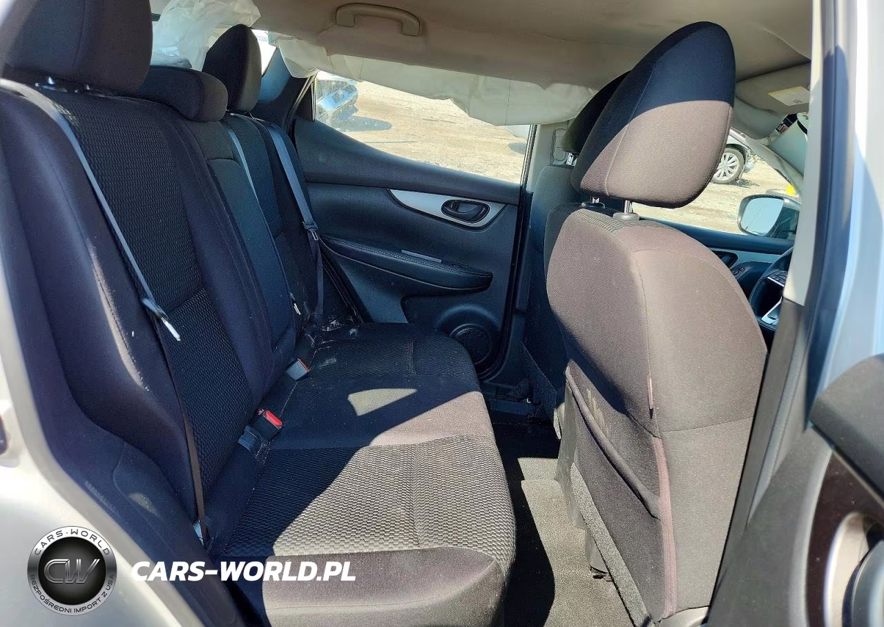 2017 Nissan Rogue Sport S VIN:JN1BJ1CR0HW132385 - 10