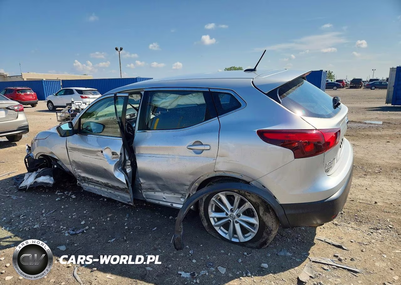 2017 Nissan Rogue Sport S VIN:JN1BJ1CR0HW132385 - 2