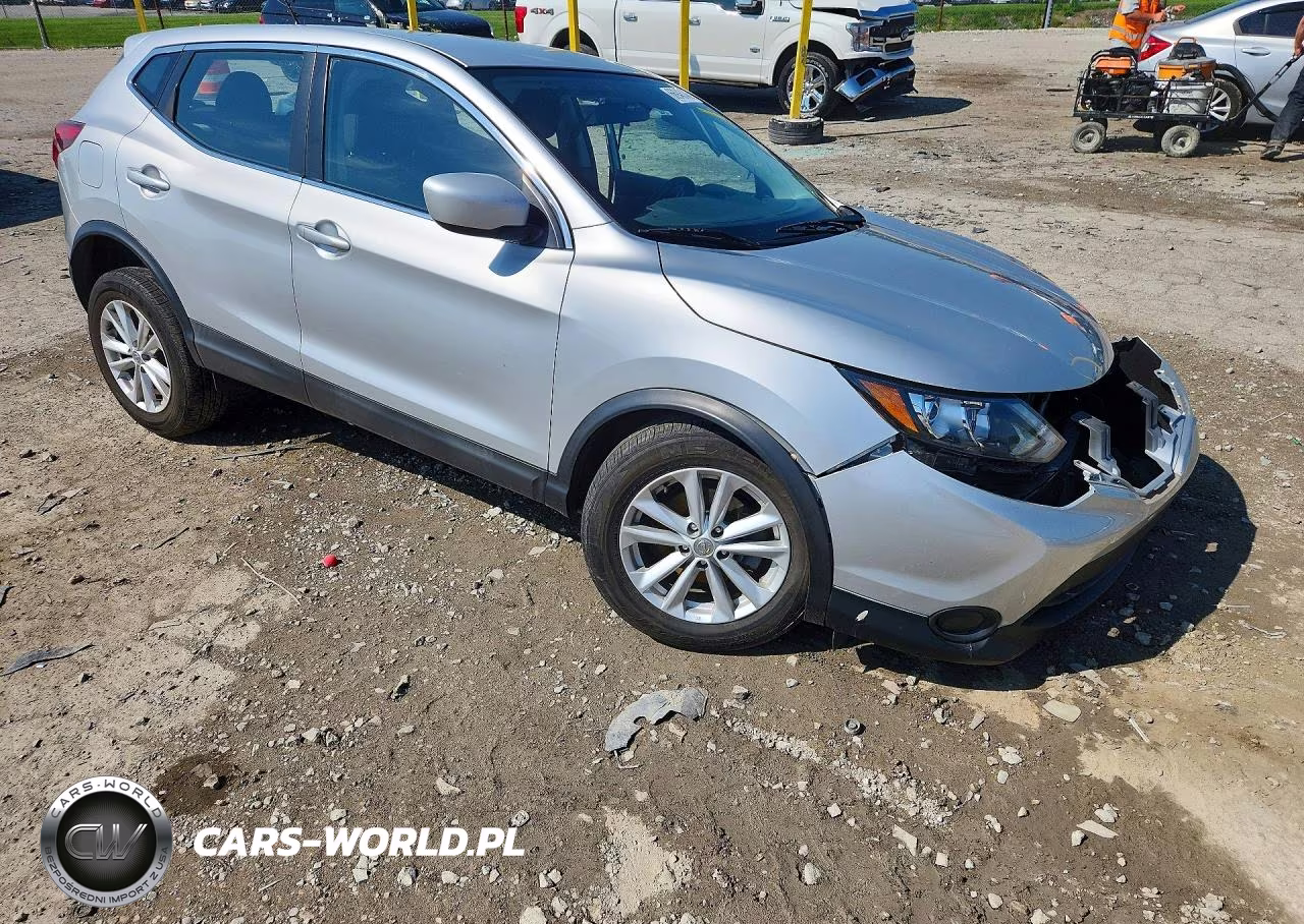 2017 Nissan Rogue Sport S VIN:JN1BJ1CR0HW132385 - 4