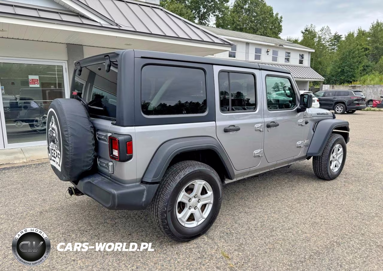 2018 Jeep Wrangler Unlimited Sport S 4X4 VIN:1C4HJXDG1JW272717 - 4