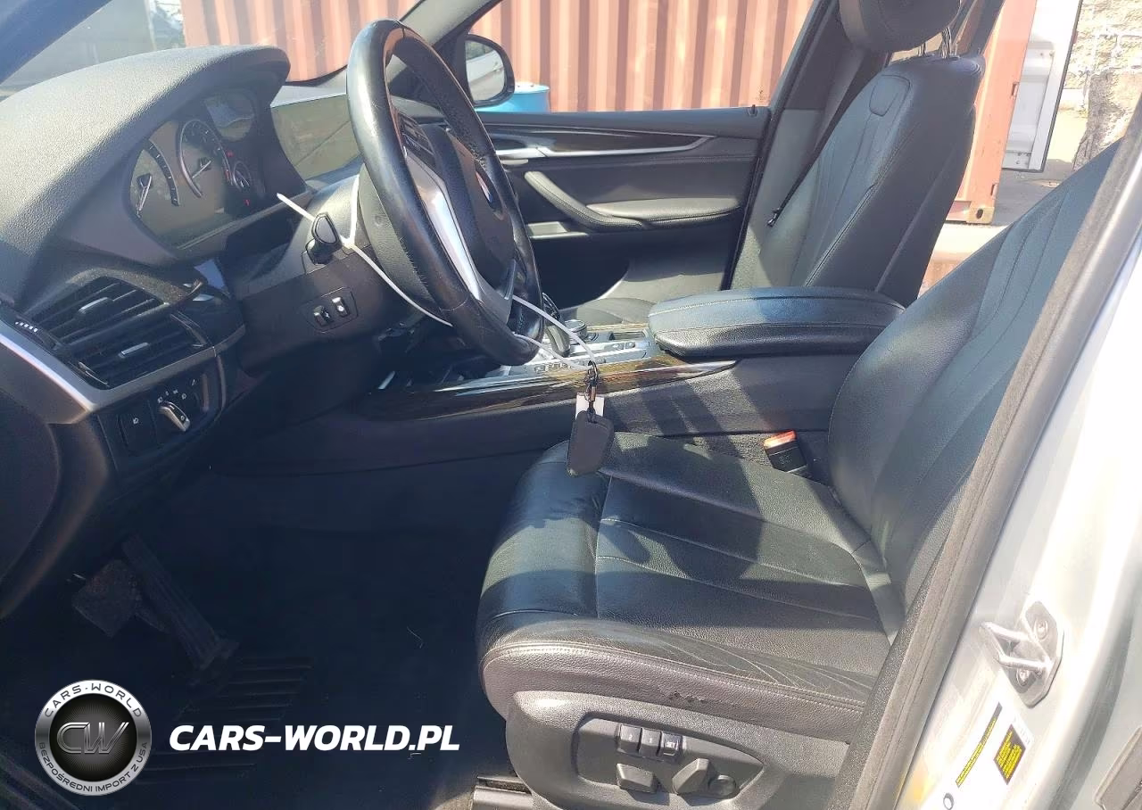 2017 BMW X5 xDrive35I VIN:5UXKR0C33H0V78916 - 7