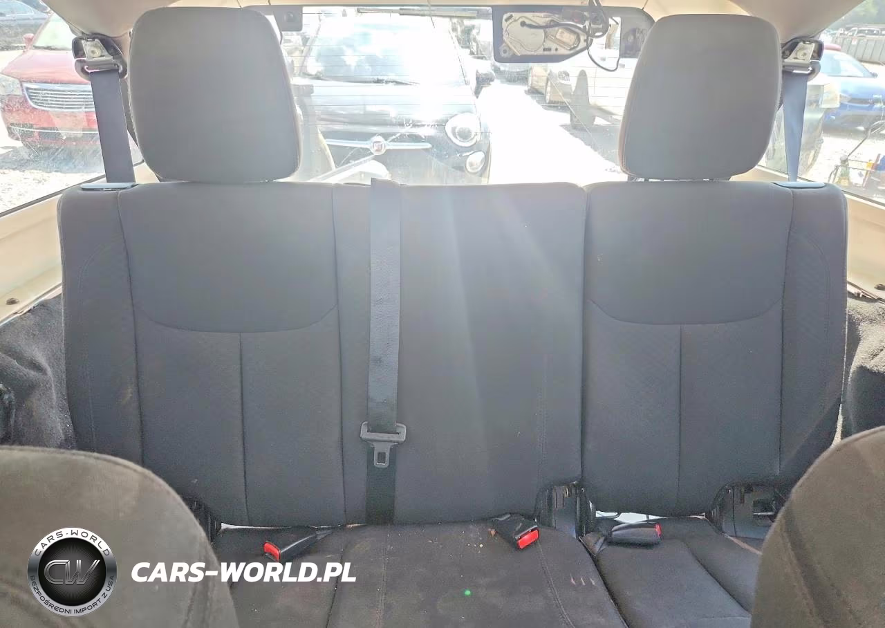 2017 Jeep Wrangler Unlimited Sport VIN:1C4BJWKG6HL674618 - 10