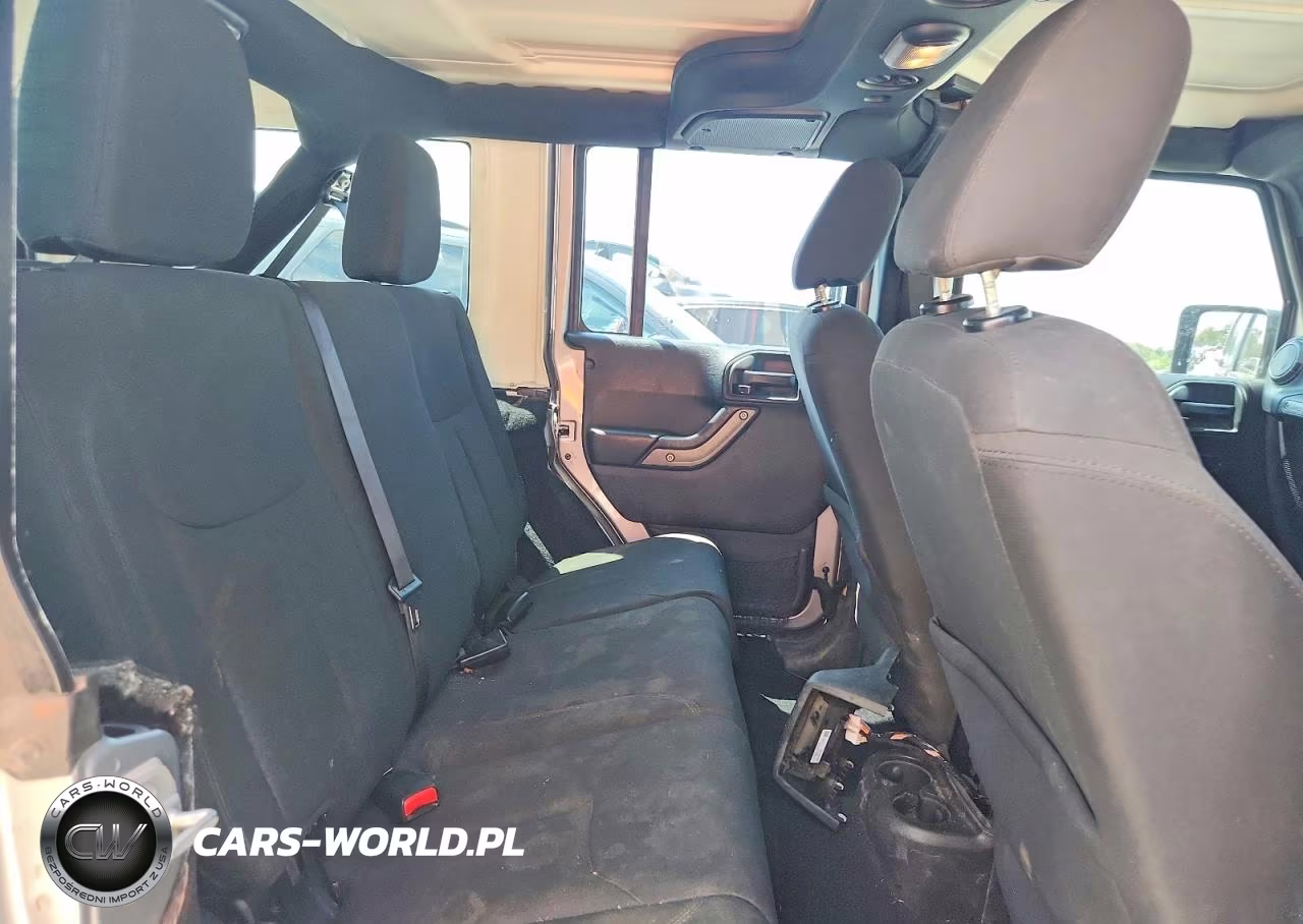 2017 Jeep Wrangler Unlimited Sport VIN:1C4BJWKG6HL674618 - 11