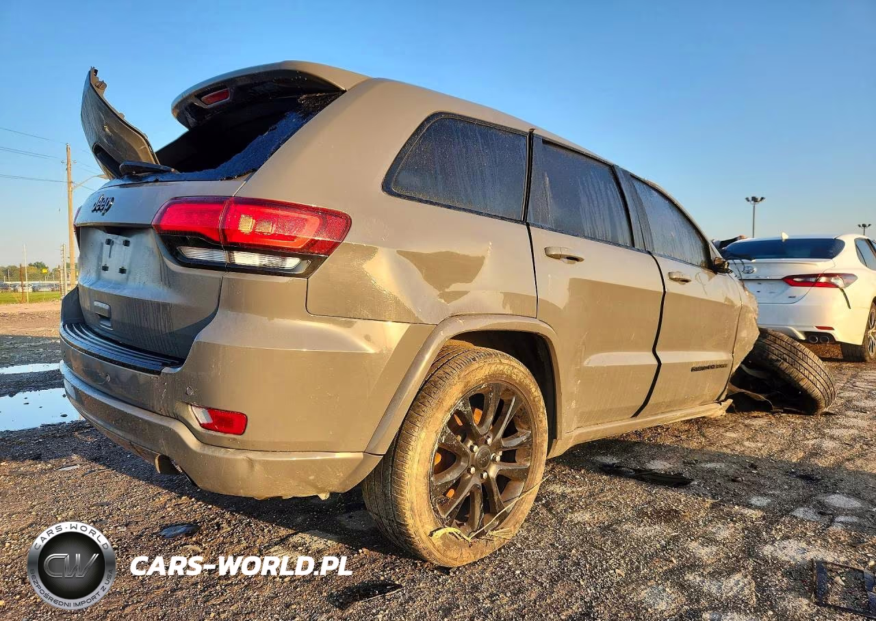 2020 Jeep Grand Cherokee Laredo VIN:1C4RJFAG3LC237832 - 3