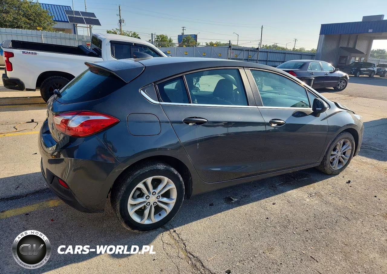 2019 Chevrolet Cruze Lt VIN:3G1BE6SM2KS543111 - 3