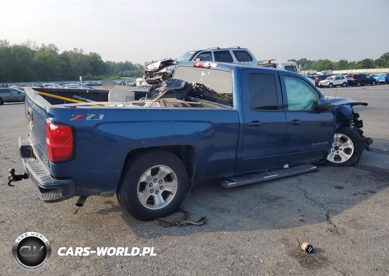 2018 Chevrolet Silverado K1500 Lt VIN:2GCVKREC7J1105387 - 3