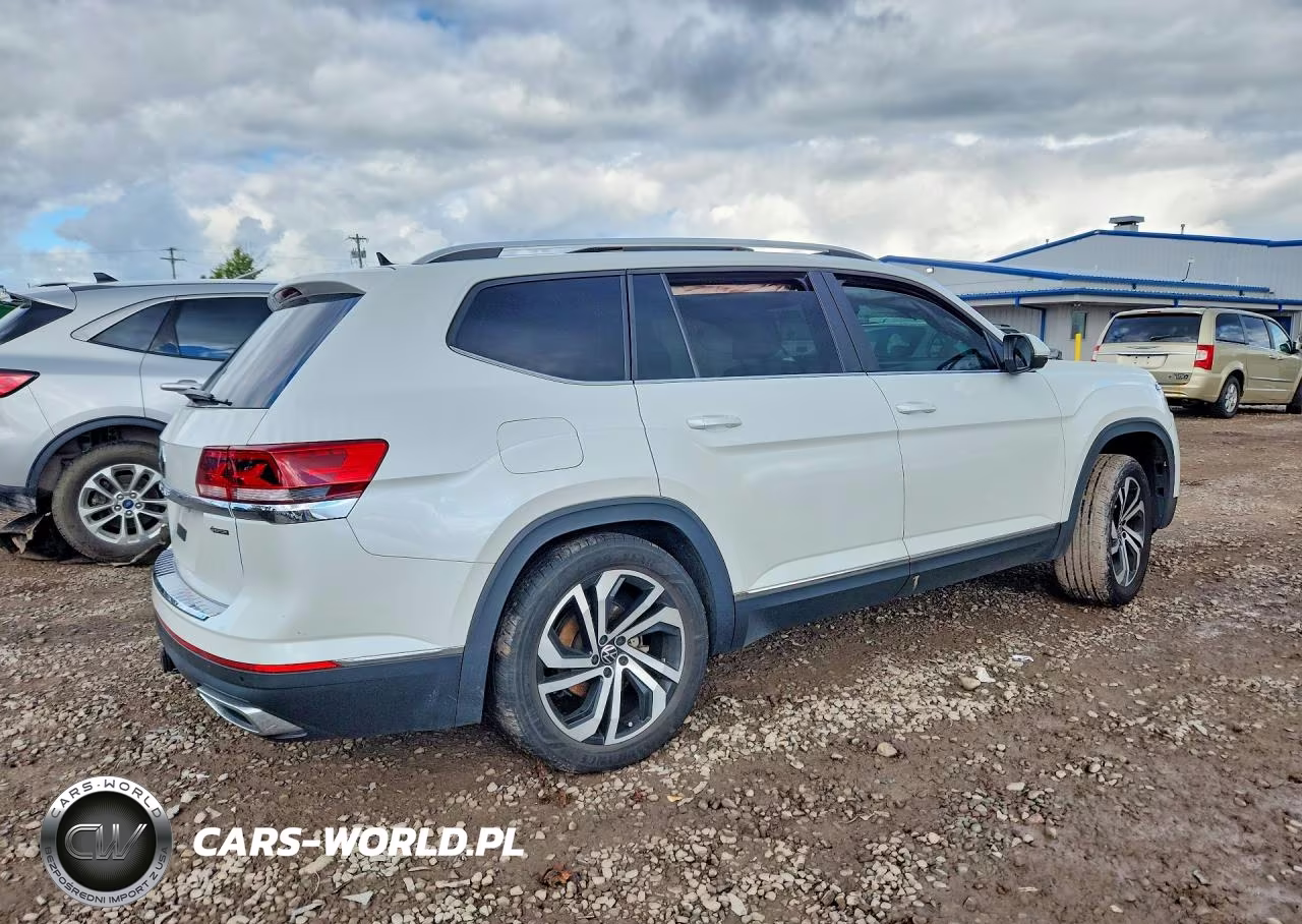 2023 Volkswagen Atlas Sel VIN:1V2BR2CA6PC554455 - 3