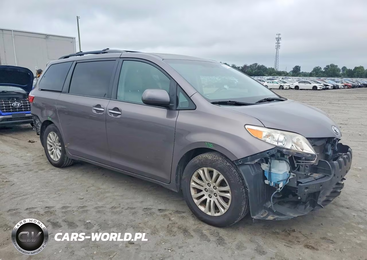 2015 Toyota Sienna Xle Premium 8-Passenger VIN:5TDYK3DC4FS529931 - 4