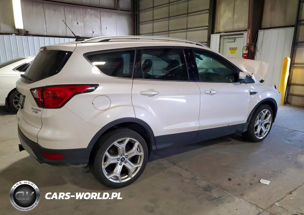 2019 Ford Escape Titanium VIN:1FMCU9J92KUA28327 - 3