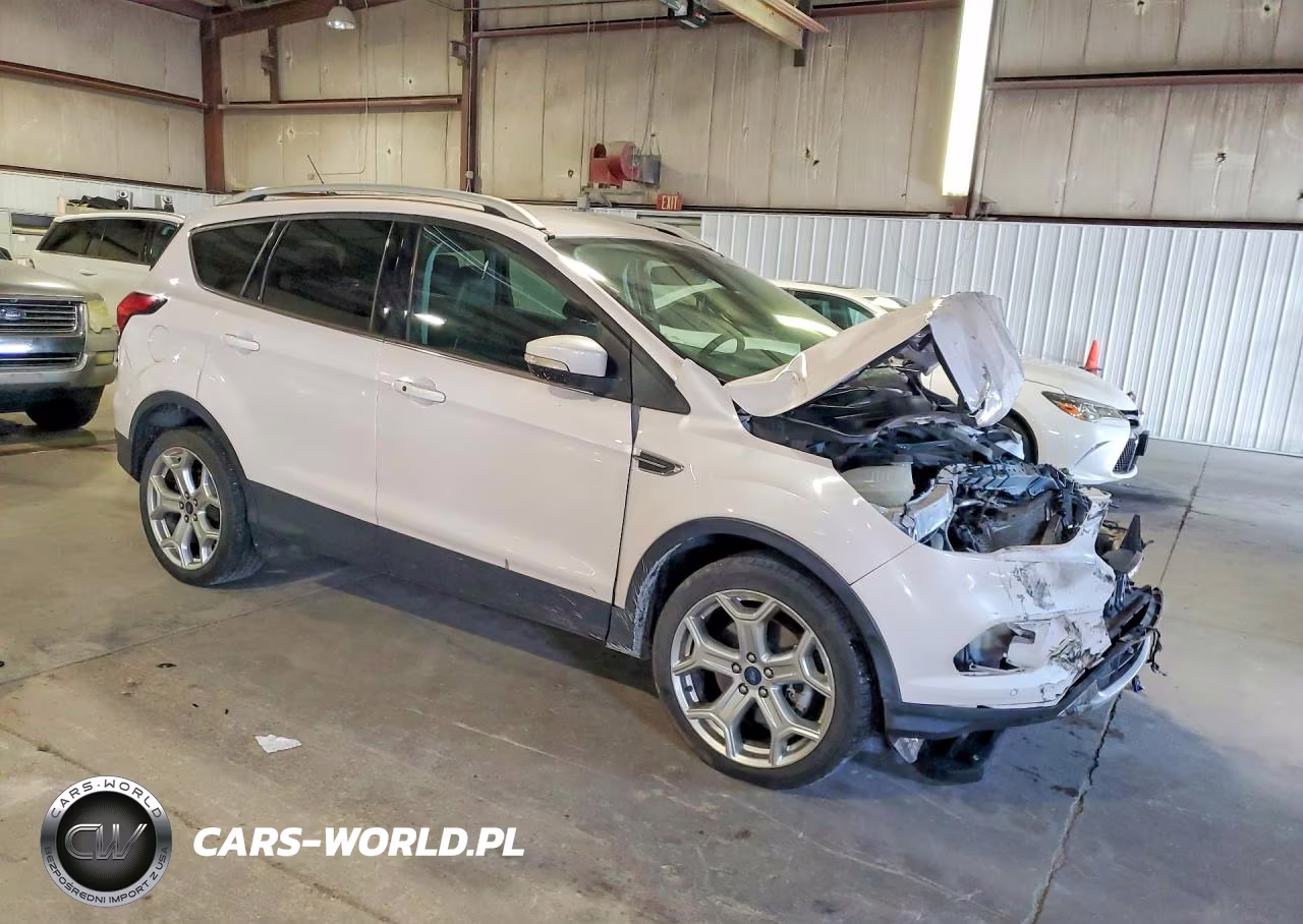 2019 Ford Escape Titanium VIN:1FMCU9J92KUA28327 - 4