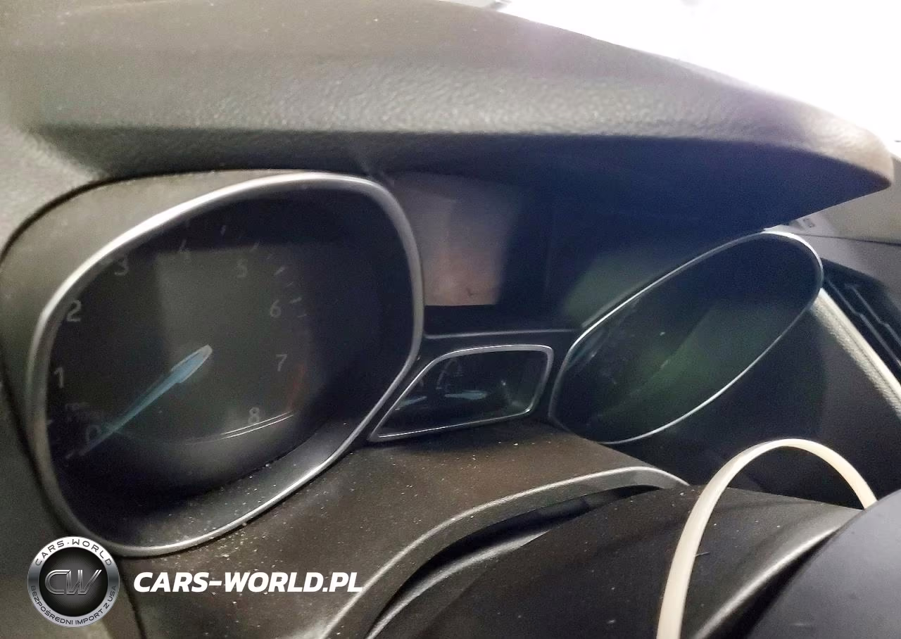 2019 Ford Escape Titanium VIN:1FMCU9J92KUA28327 - 9