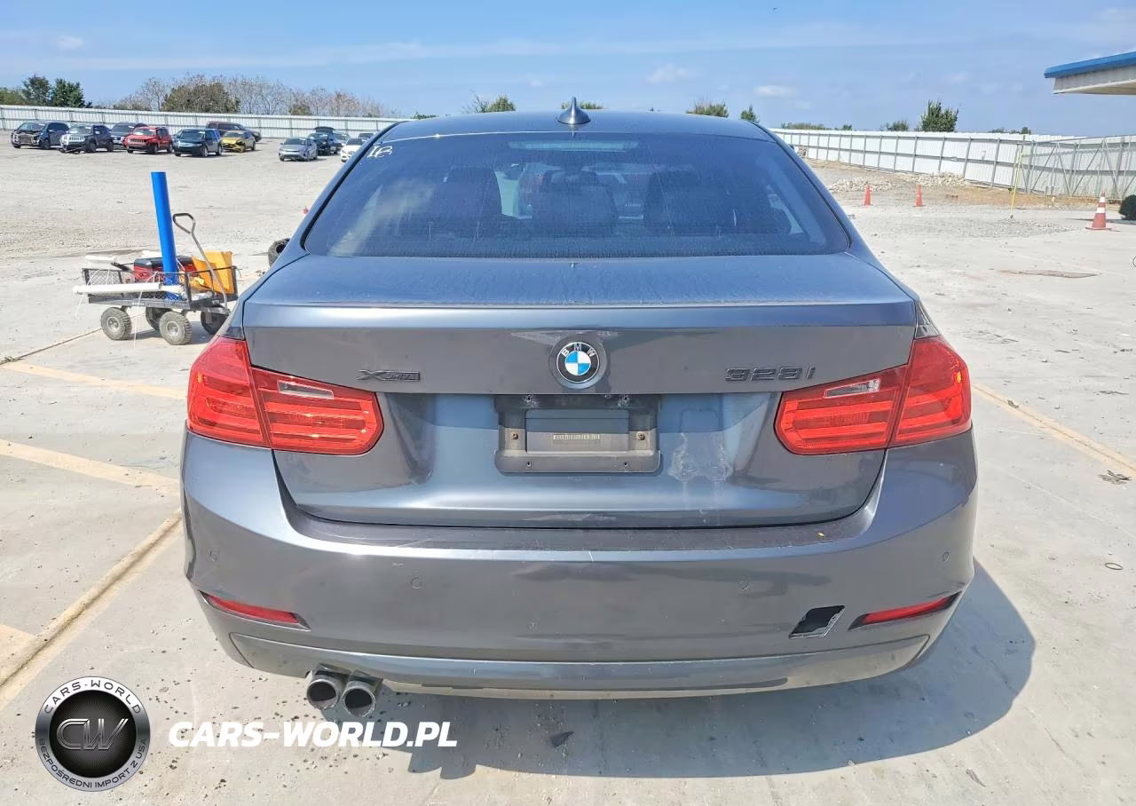 2013 BMW 328 Xi Sulev VIN:WBA3B5G56DNS01980 - 6