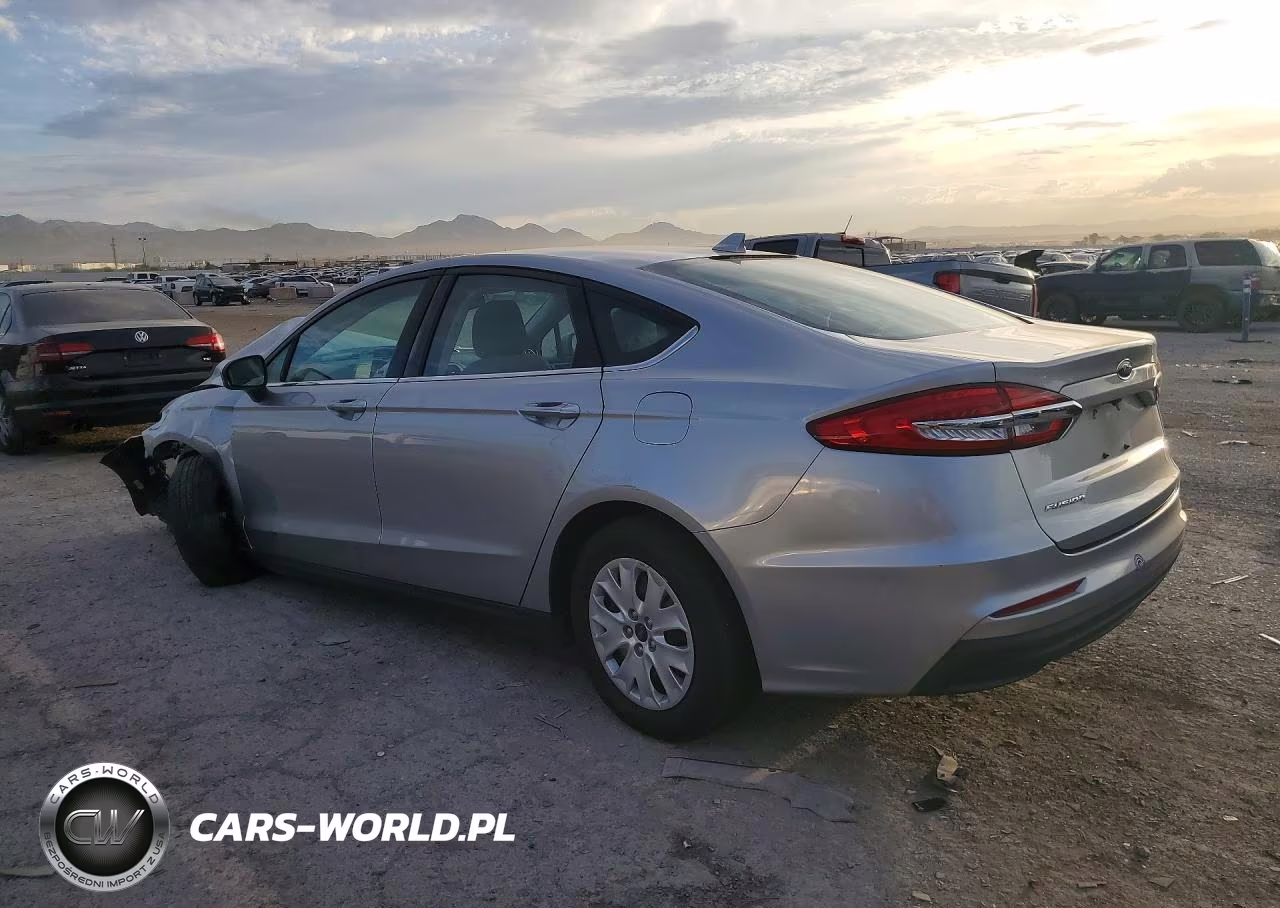 2020 Ford Fusion S VIN:3FA6P0G79LR170232 - 2