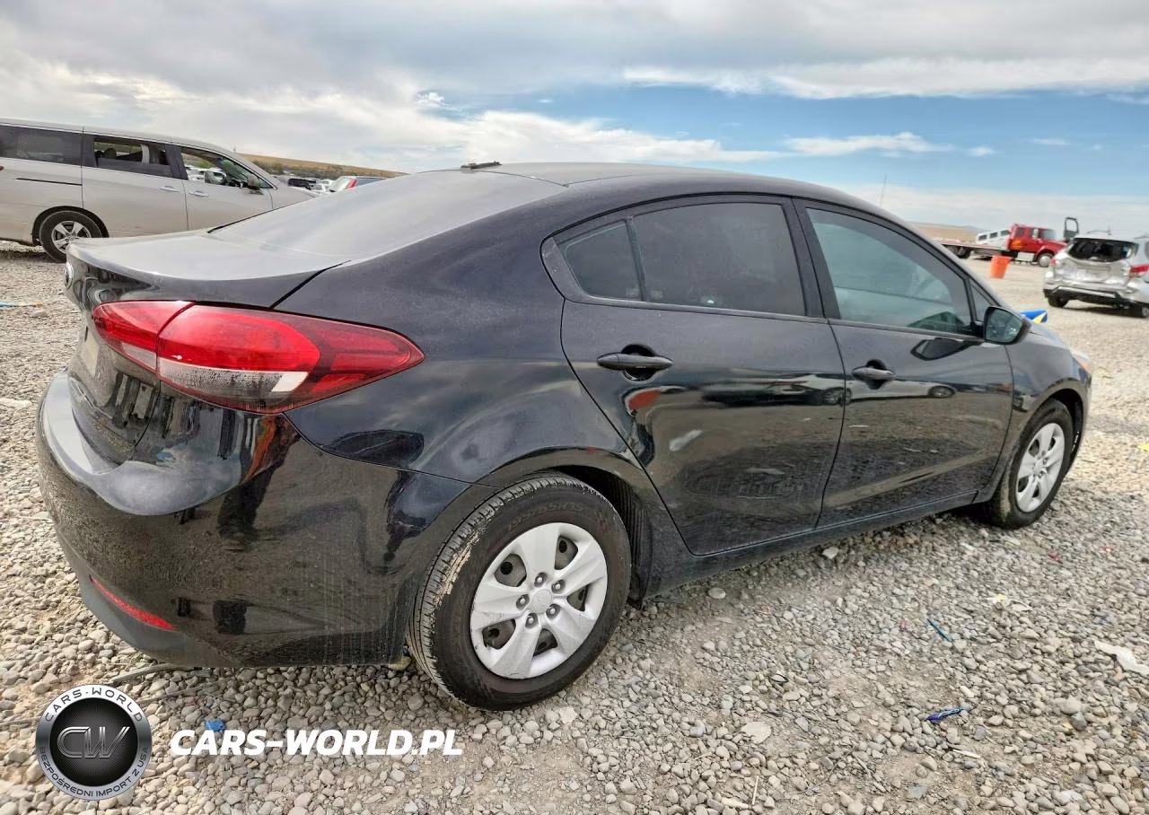 2017 Kia Forte Lx VIN:3KPFK4A77HE029828 - 3