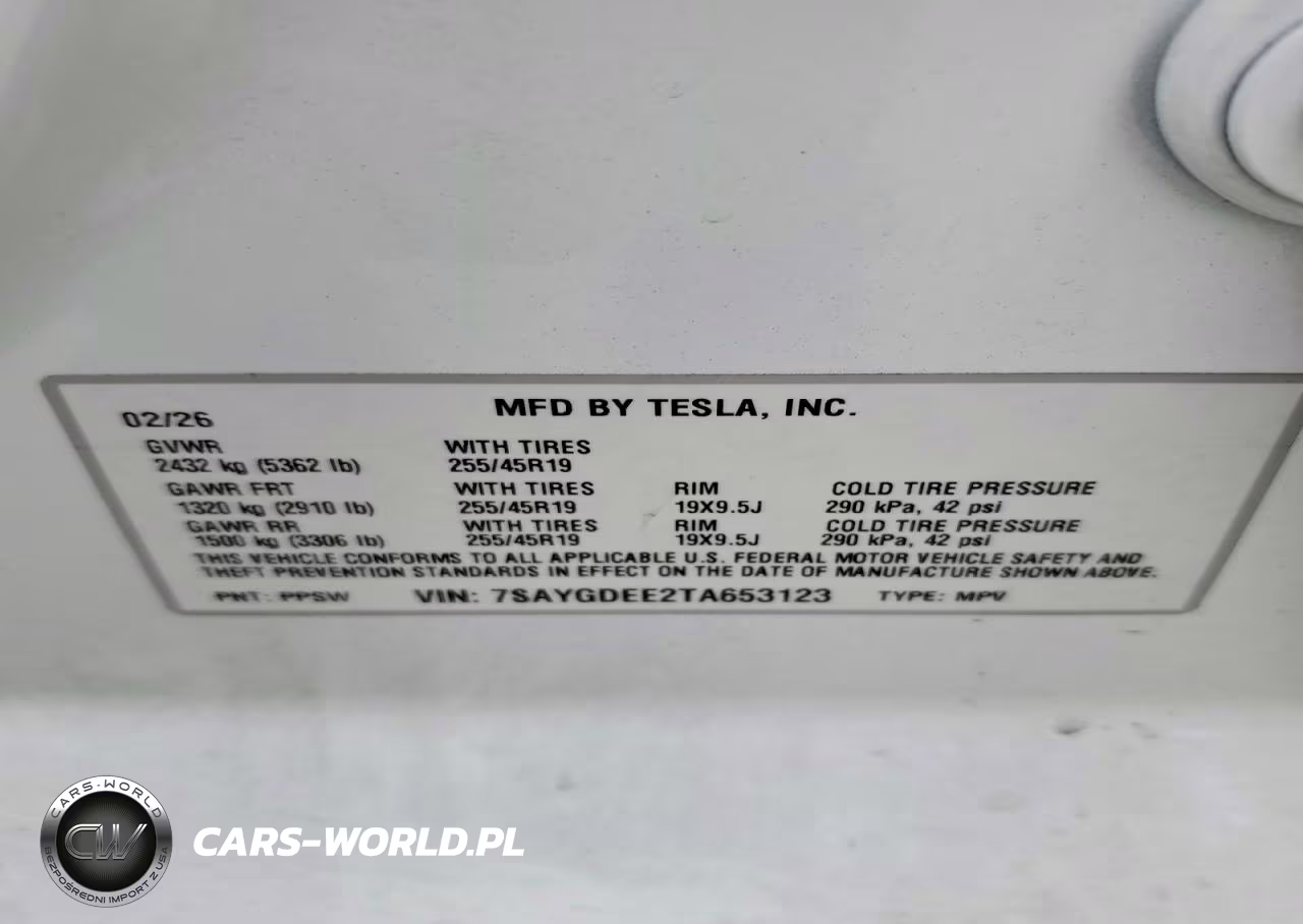 2026 Tesla Model Y VIN:7SAYGDEE2TA653123 - 12
