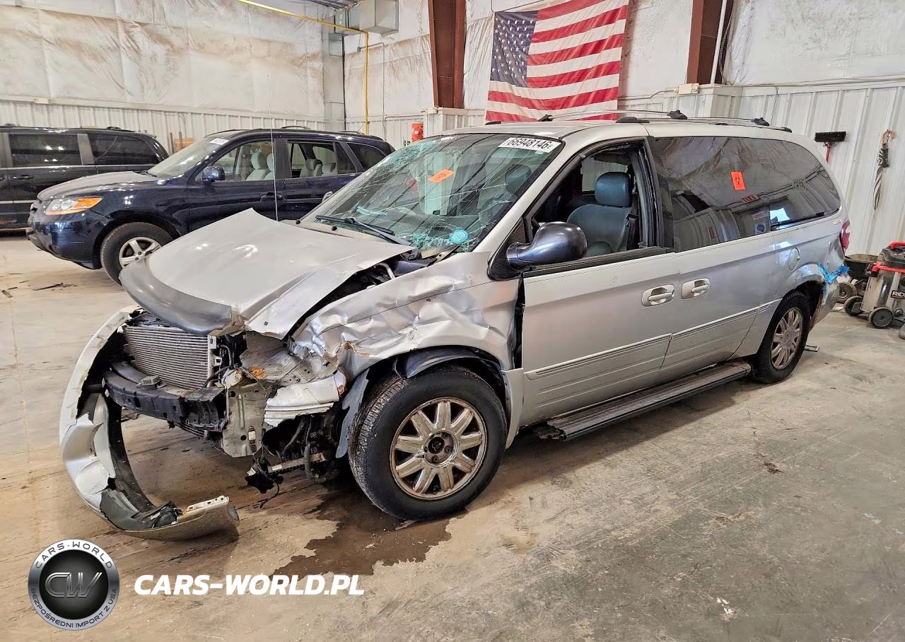 2005 Chrysler Town & Country Limited